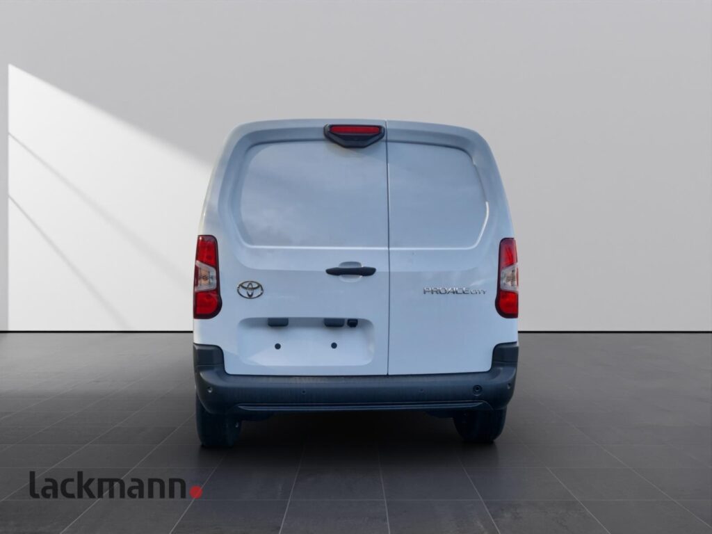 Toyota Proace City Exposé-Bild 6