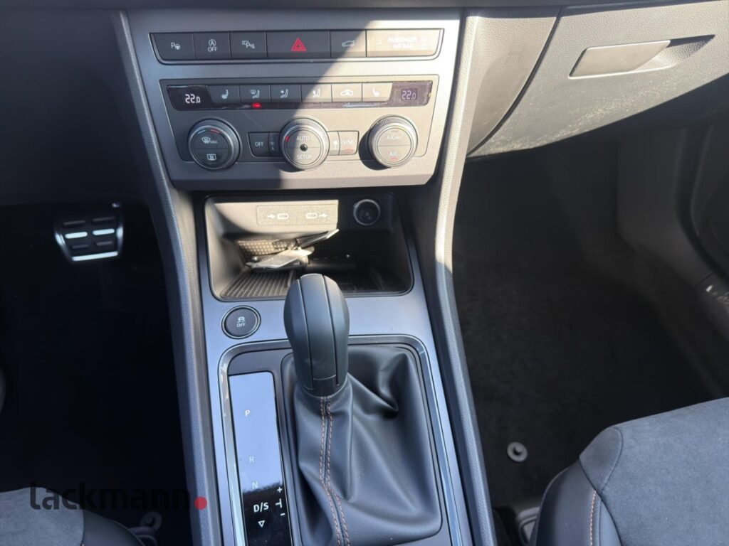 Cupra Ateca Exposé-Bild 11