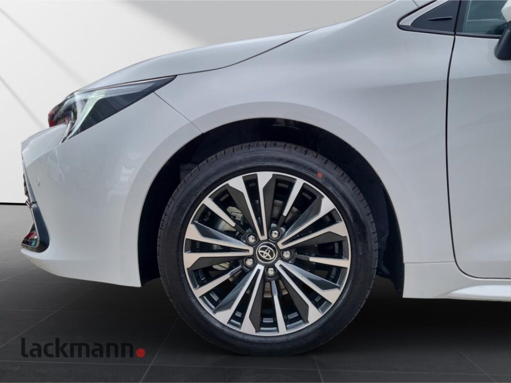 Toyota Corolla Exposé-Bild 11