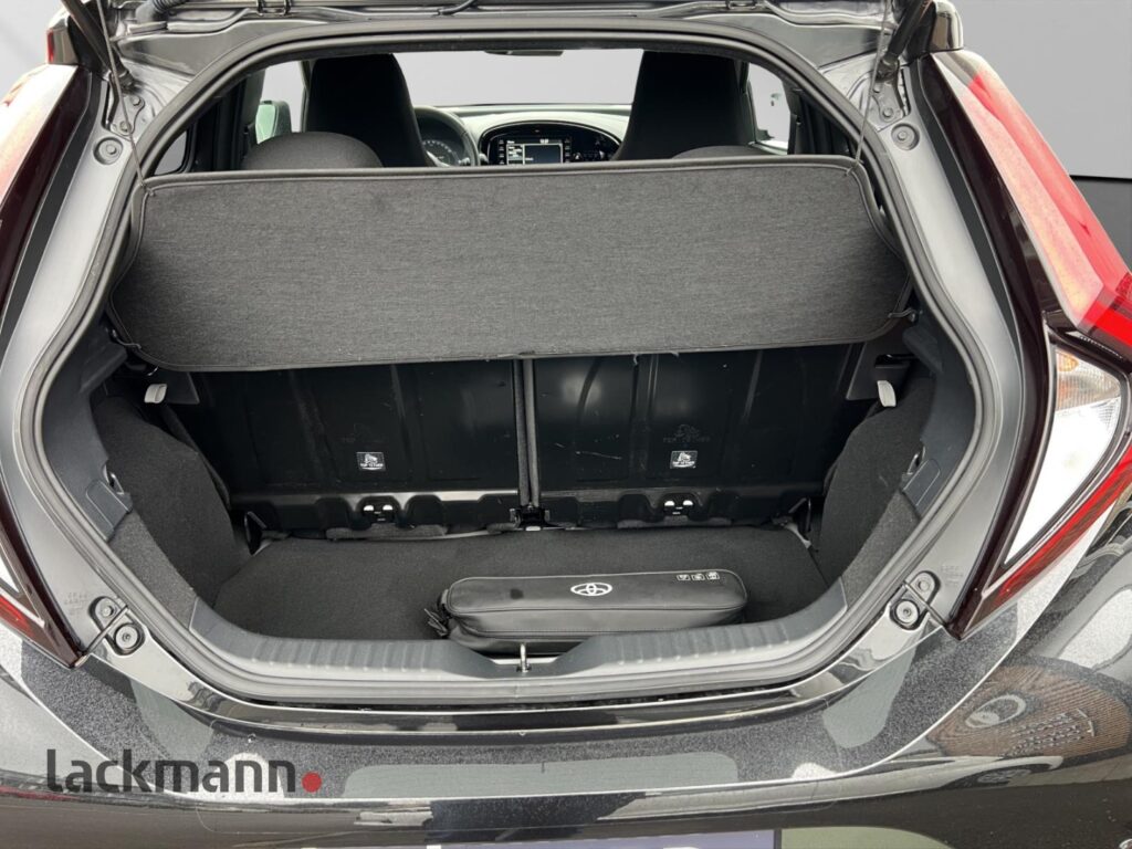 Toyota Aygo X Exposé-Bild 7