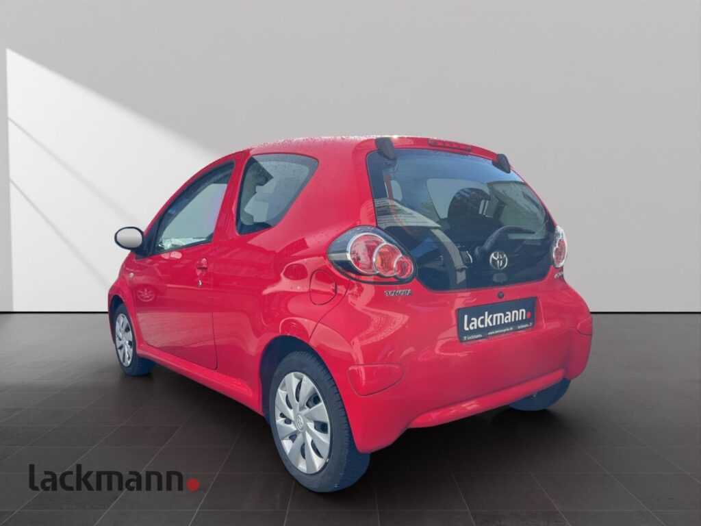 Toyota Aygo Exposé-Bild 6