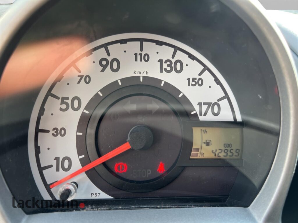 Toyota Aygo Exposé-Bild 13