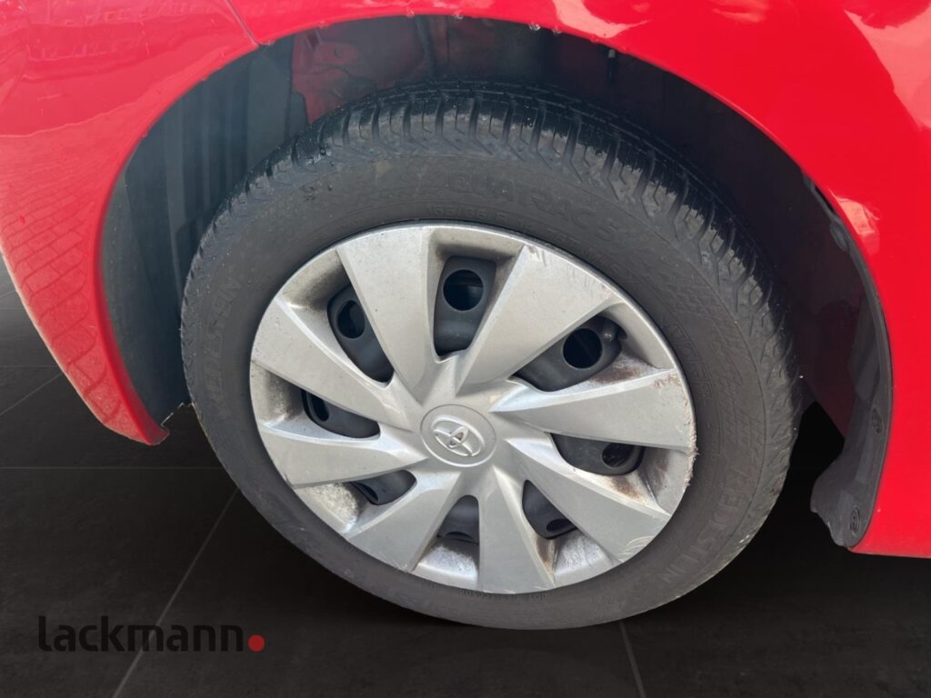 Toyota Aygo Exposé-Bild 14