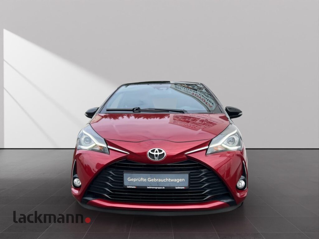 Toyota Yaris Exposé-Bild 2