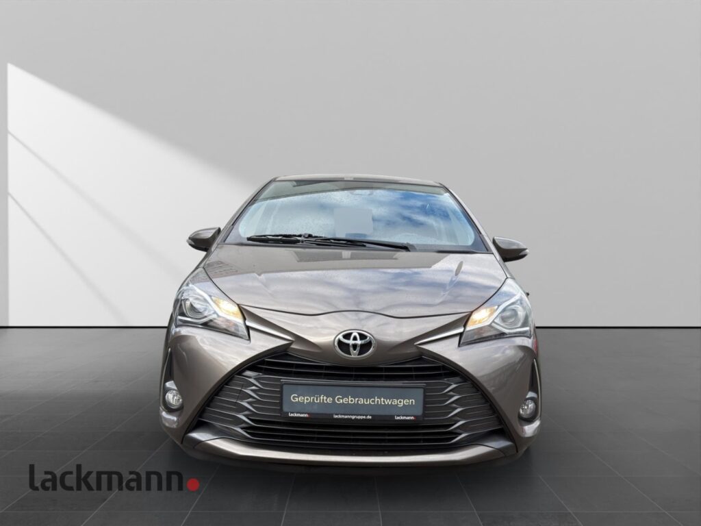 Toyota Yaris Exposé-Bild 2