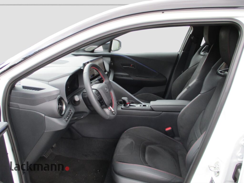 Toyota C-HR Exposé-Bild 7