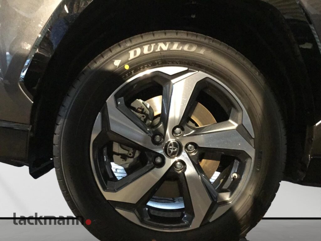 Toyota RAV 4 Exposé-Bild 11