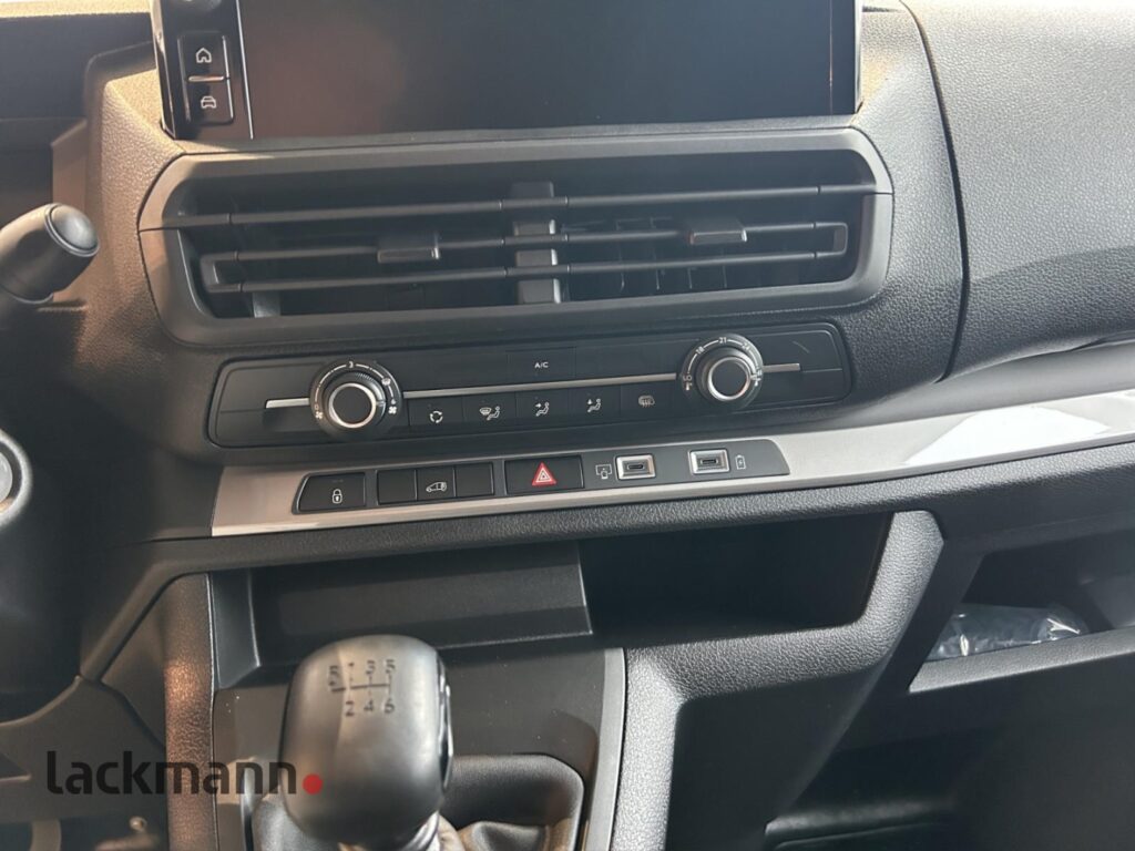 Toyota Proace Exposé-Bild 13