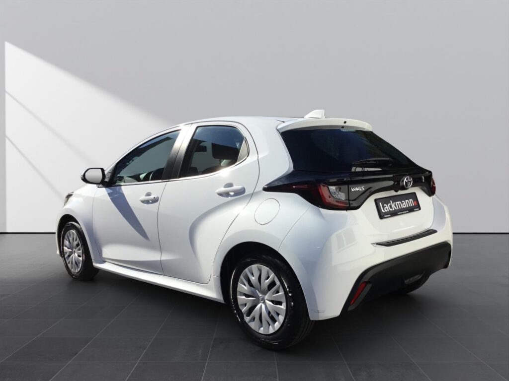 Toyota Yaris Exposé-Bild 5