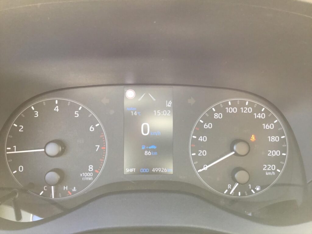 Toyota Yaris Exposé-Bild 14