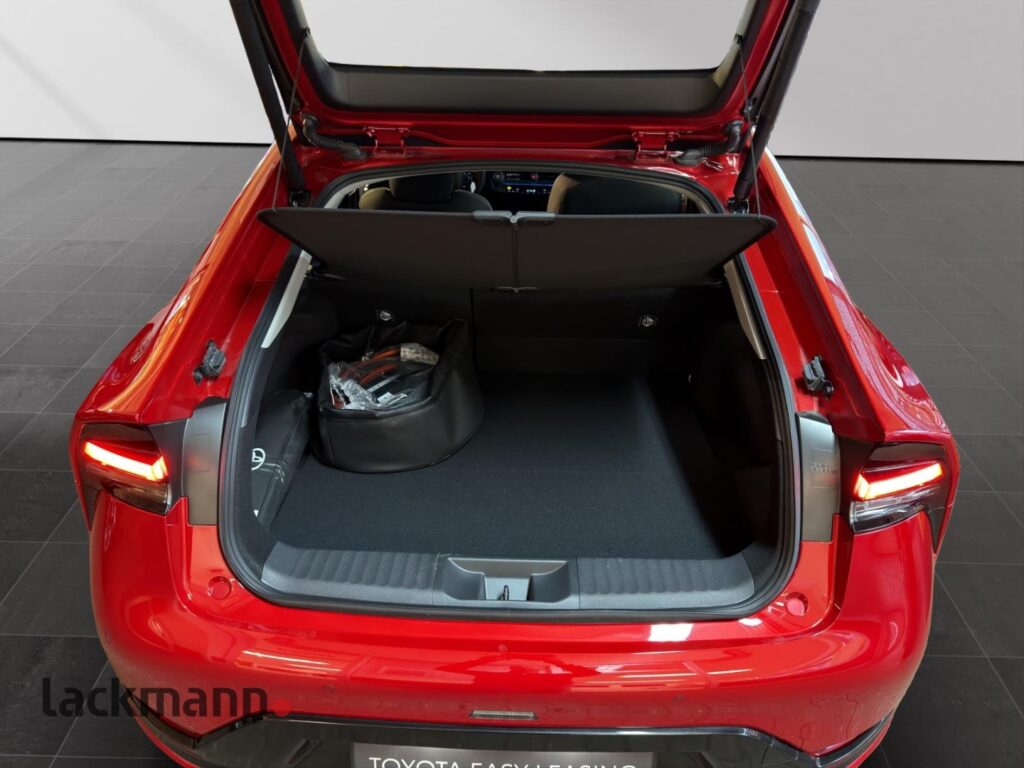 Toyota Prius Exposé-Bild 7