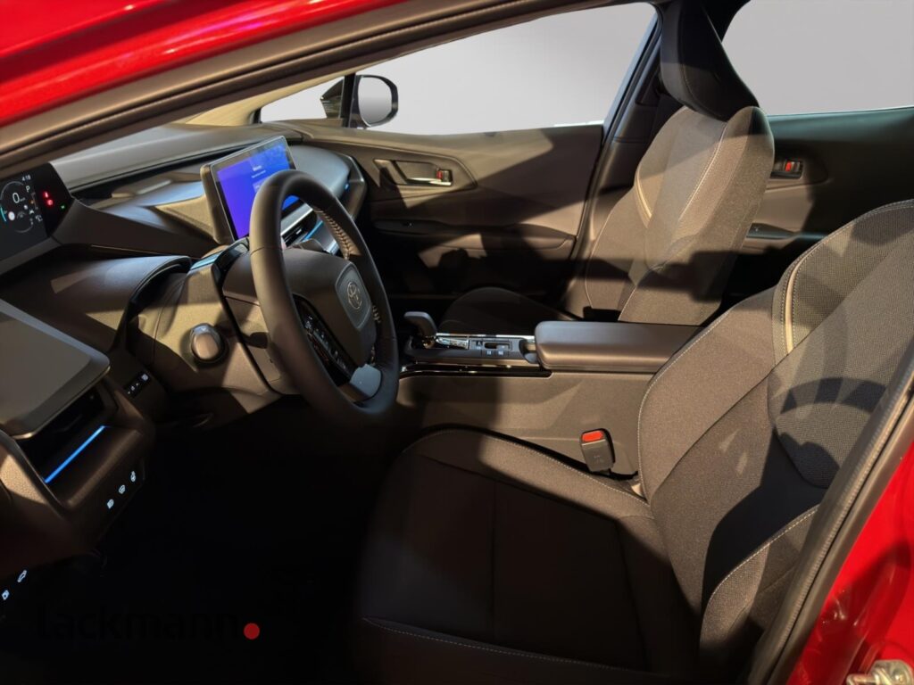 Toyota Prius Exposé-Bild 8