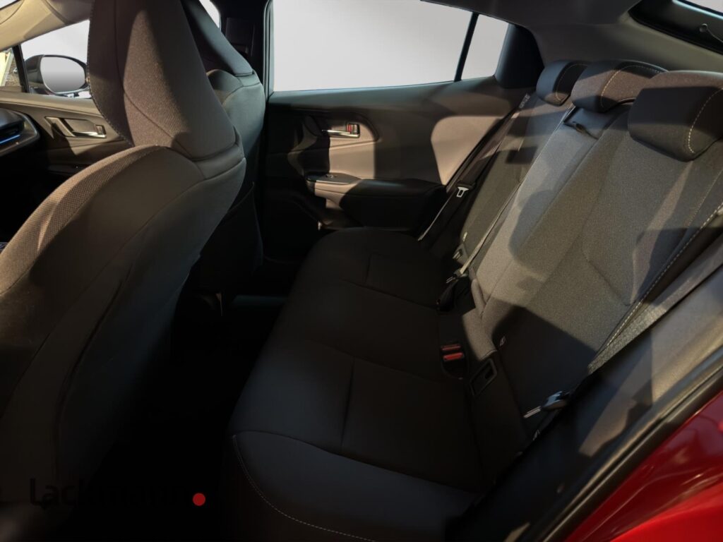 Toyota Prius Exposé-Bild 9