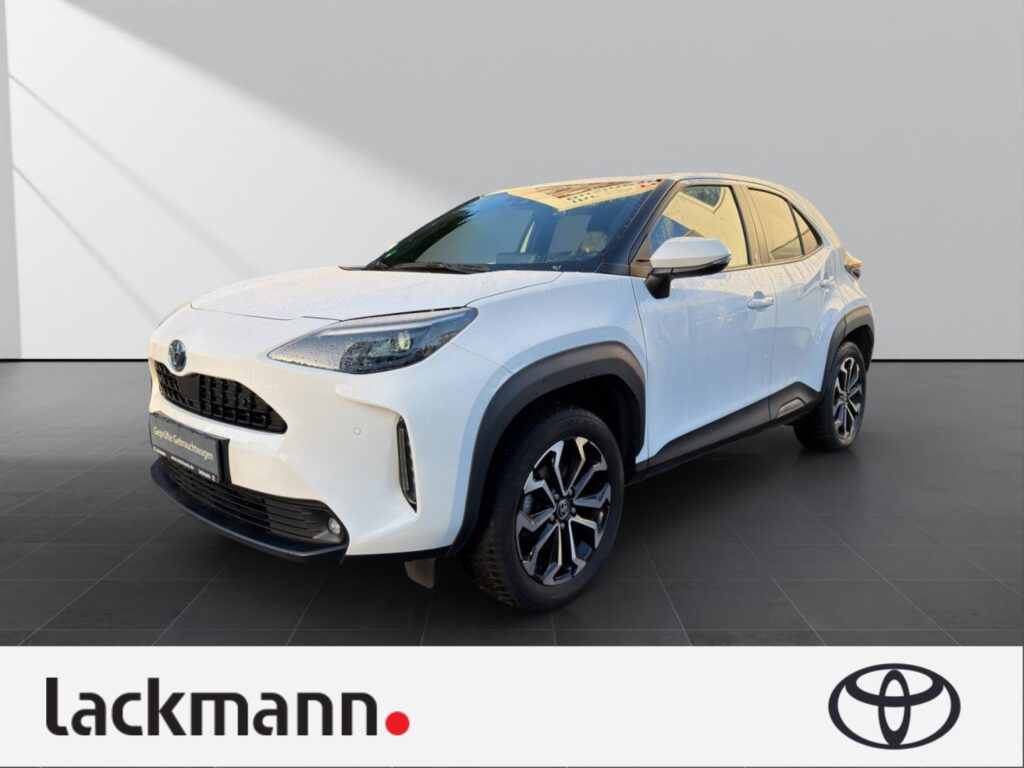 Toyota Yaris Cross Exposé-Bild 1