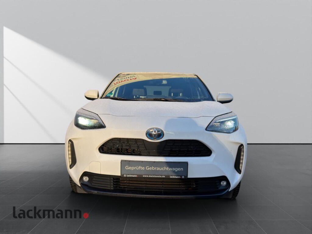 Toyota Yaris Cross Exposé-Bild 2