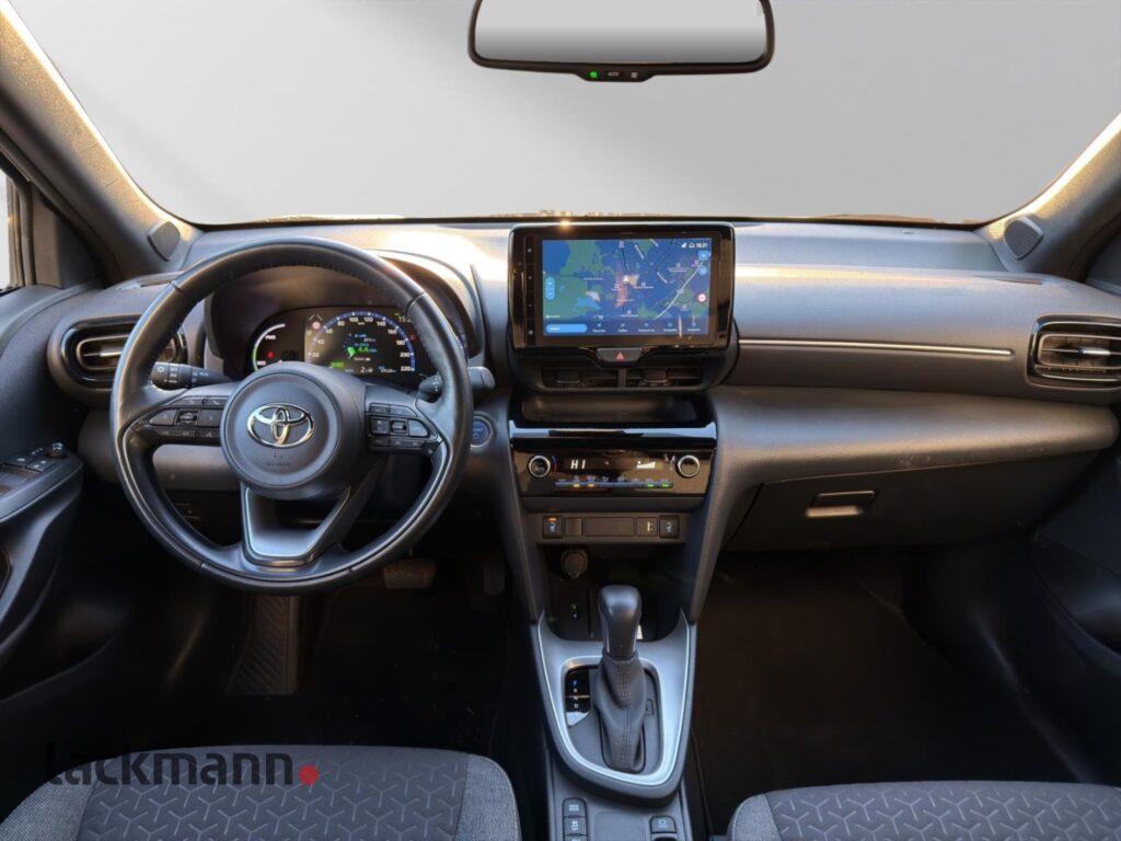 Toyota Yaris Cross Exposé-Bild 10