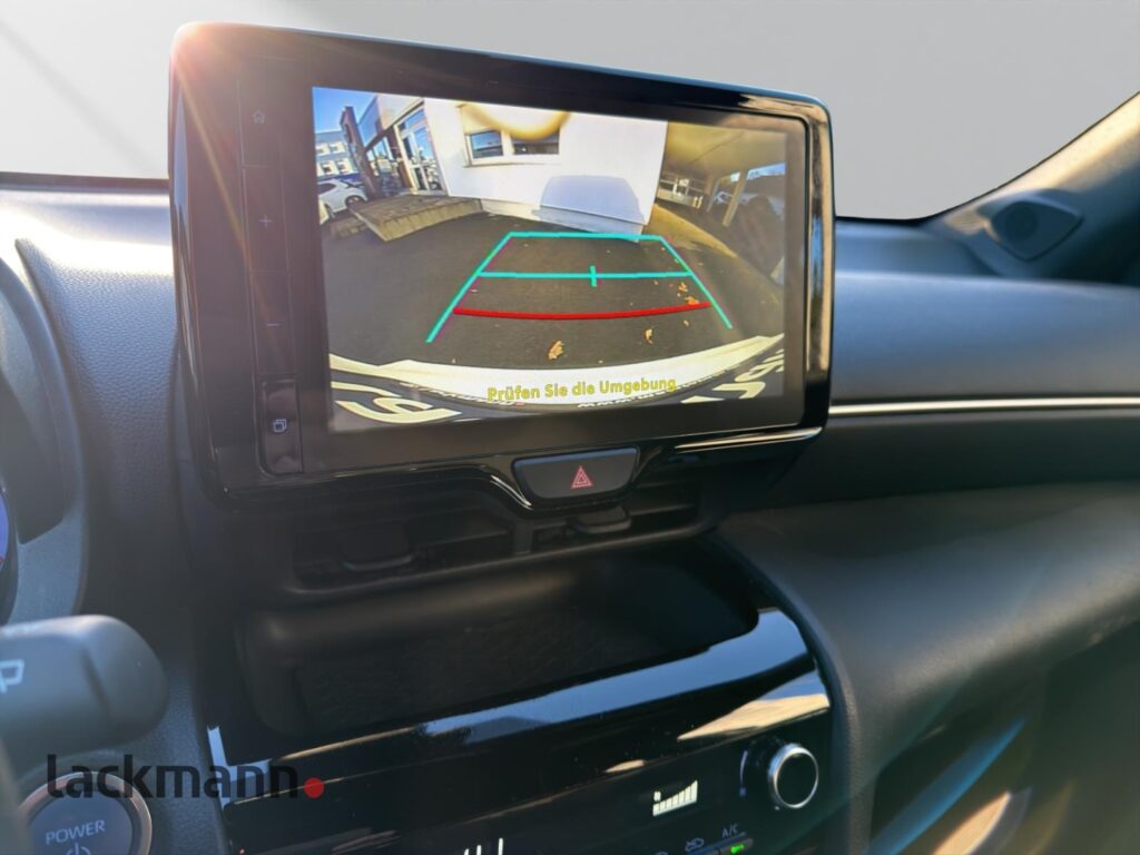 Toyota Yaris Cross Exposé-Bild 13