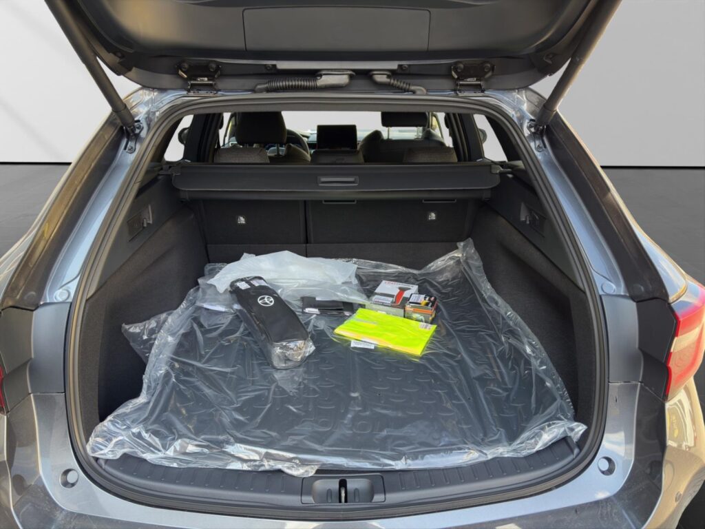 Toyota Corolla Exposé-Bild 7