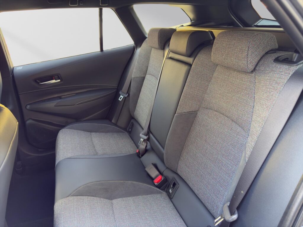 Toyota Corolla Exposé-Bild 9