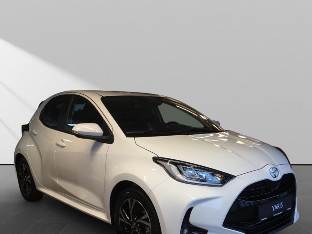 Toyota Yaris Exposé-Bild 3