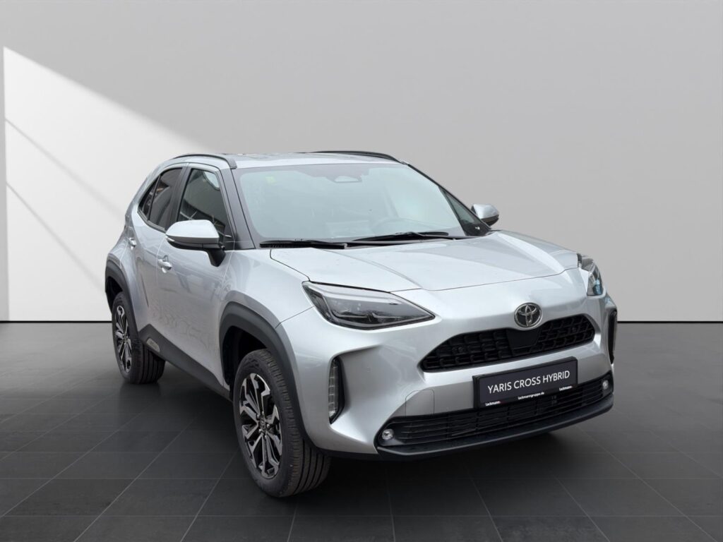 Toyota Yaris Cross Exposé-Bild 3