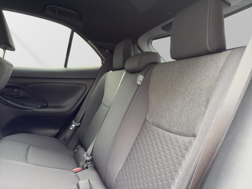 Toyota Yaris Cross Exposé-Bild 9