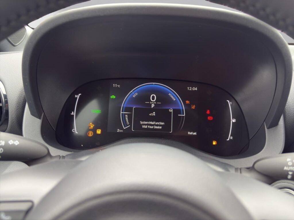 Toyota Yaris Cross Exposé-Bild 14