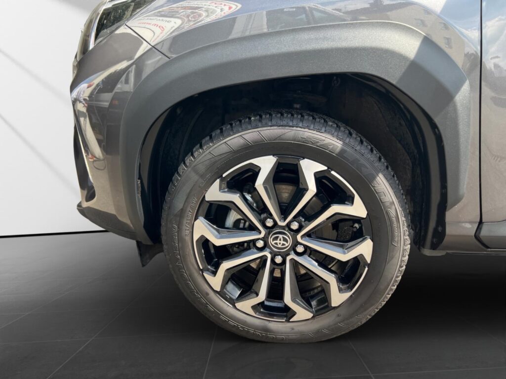 Toyota Yaris Cross Exposé-Bild 11
