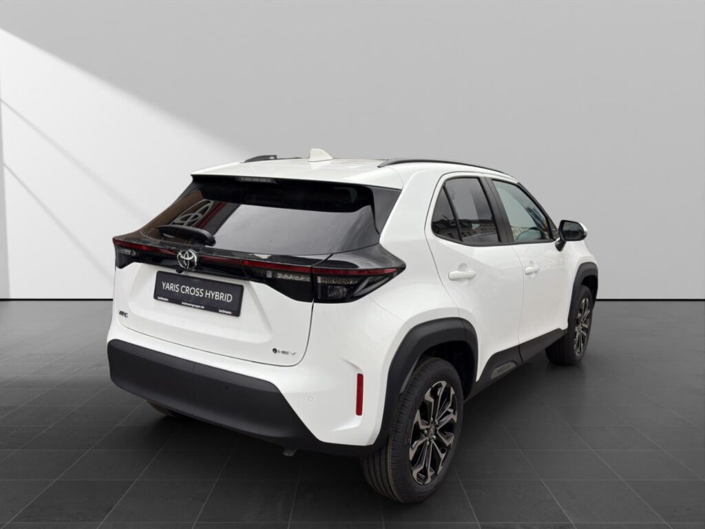 Toyota Yaris Cross Exposé-Bild 4