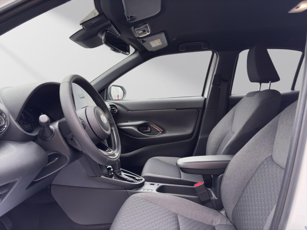 Toyota Yaris Cross Exposé-Bild 8