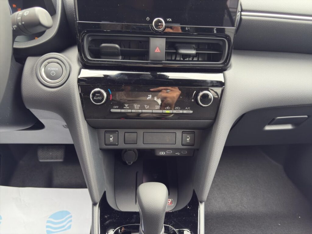 Toyota Yaris Cross Exposé-Bild 12