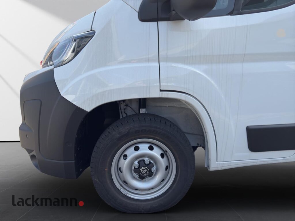 Toyota Proace Max Exposé-Bild 9