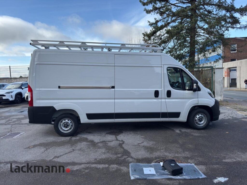 Toyota Proace Max Exposé-Bild 13