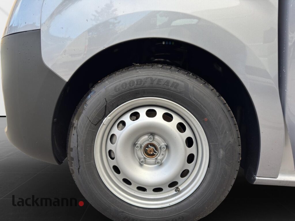 Toyota Proace Exposé-Bild 11