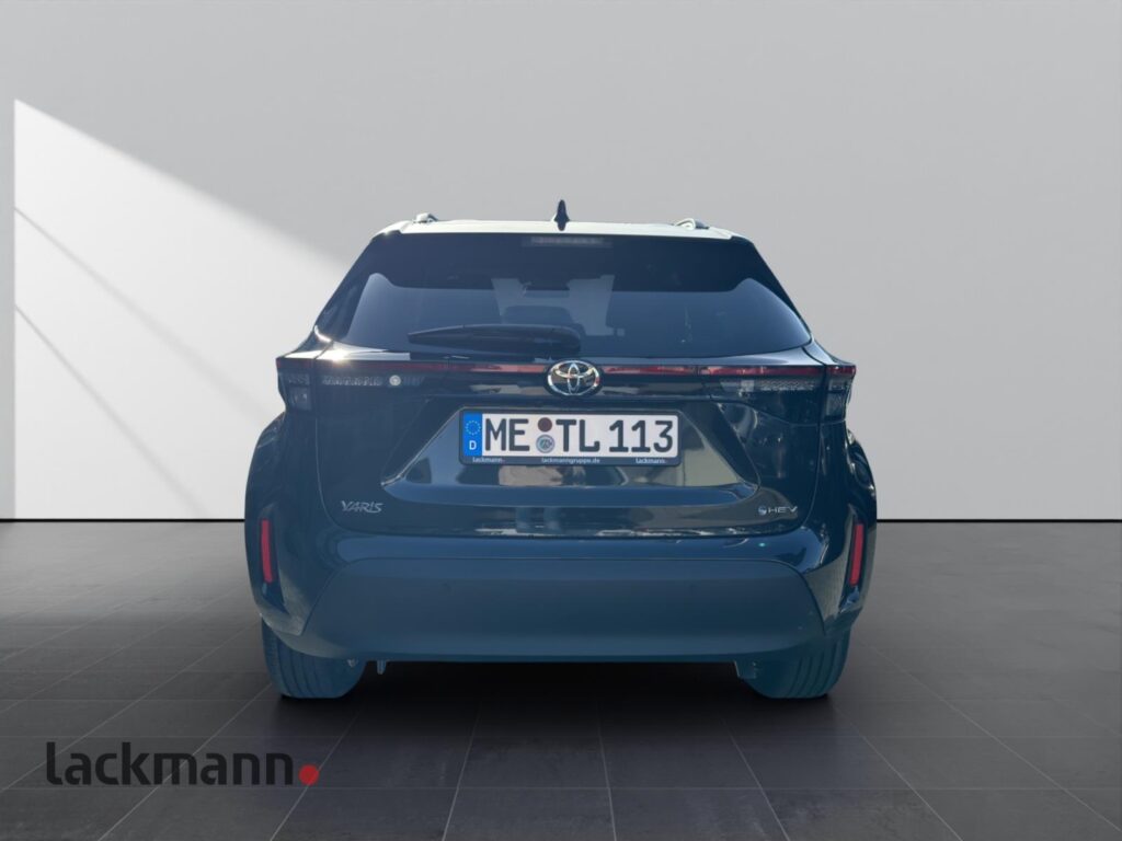 Toyota Yaris Cross Exposé-Bild 6