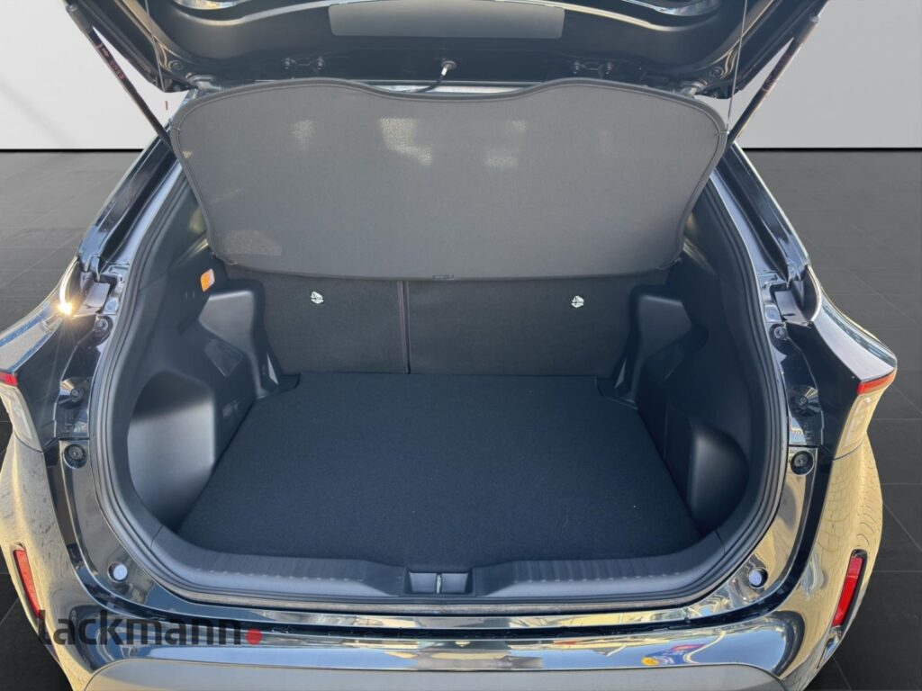 Toyota Yaris Cross Exposé-Bild 7