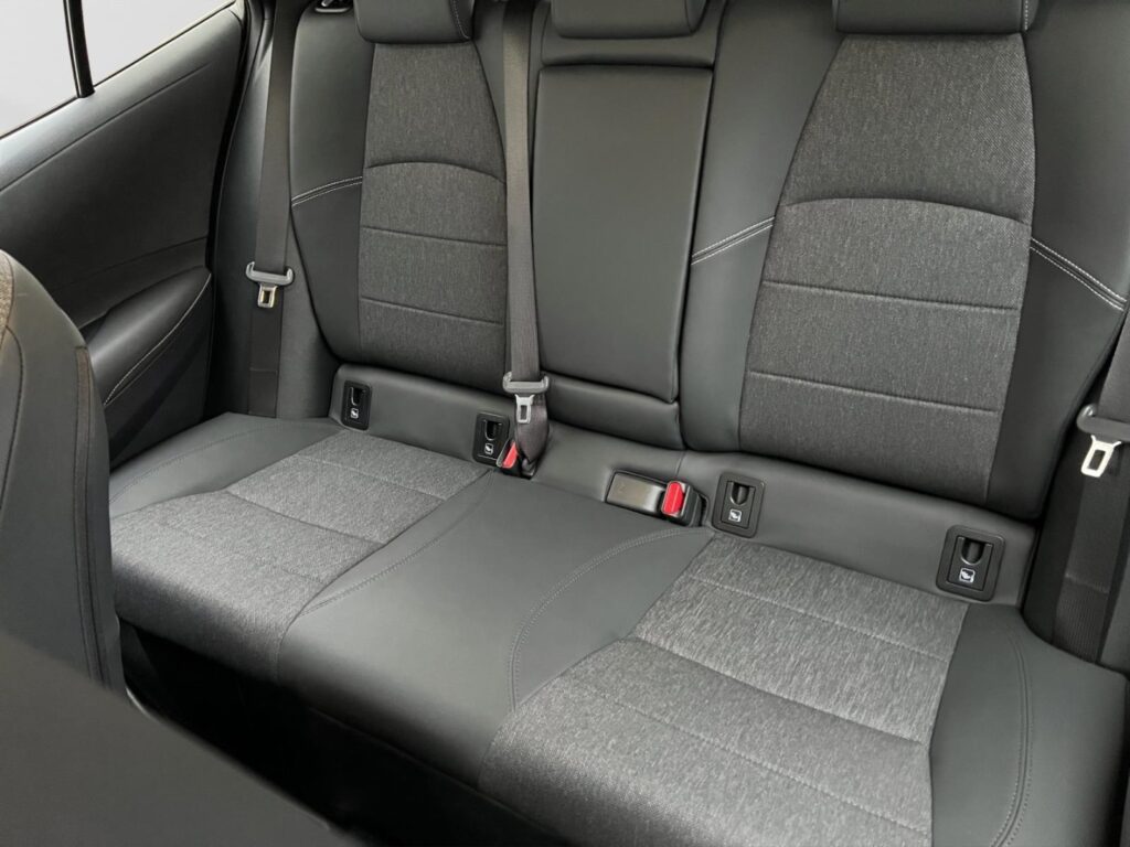 Toyota Corolla Exposé-Bild 9