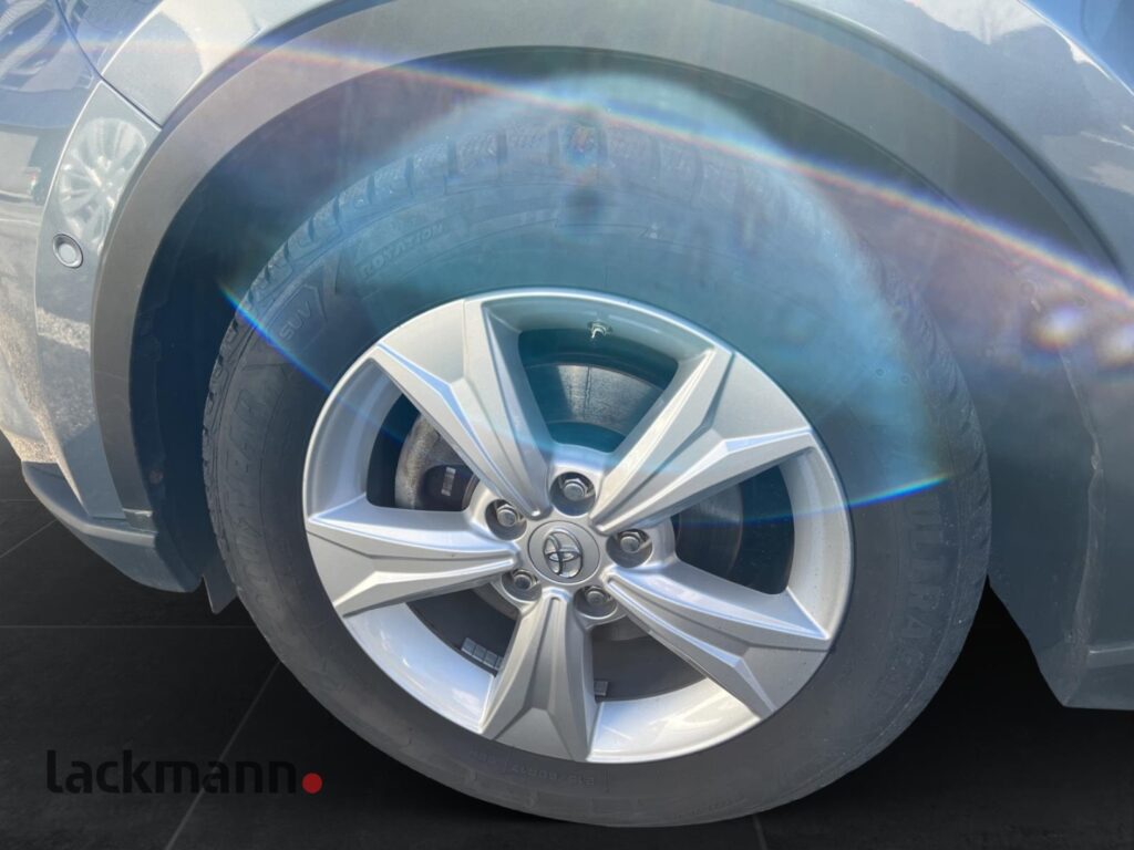 Toyota C-HR Exposé-Bild 11