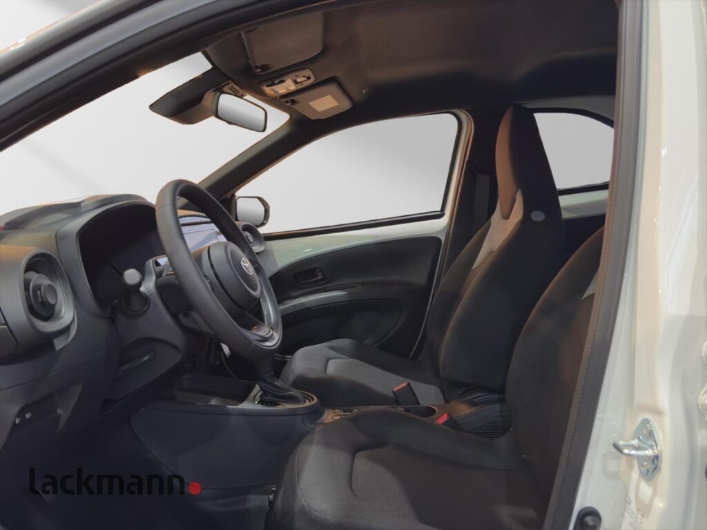 Toyota Aygo X Exposé-Bild 8