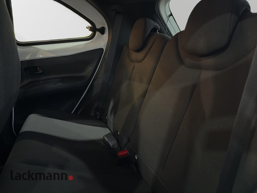 Toyota Aygo X Exposé-Bild 9