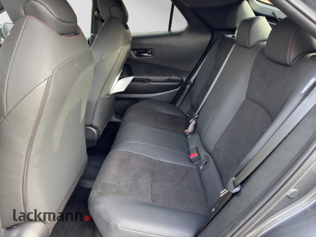 Toyota C-HR Exposé-Bild 9