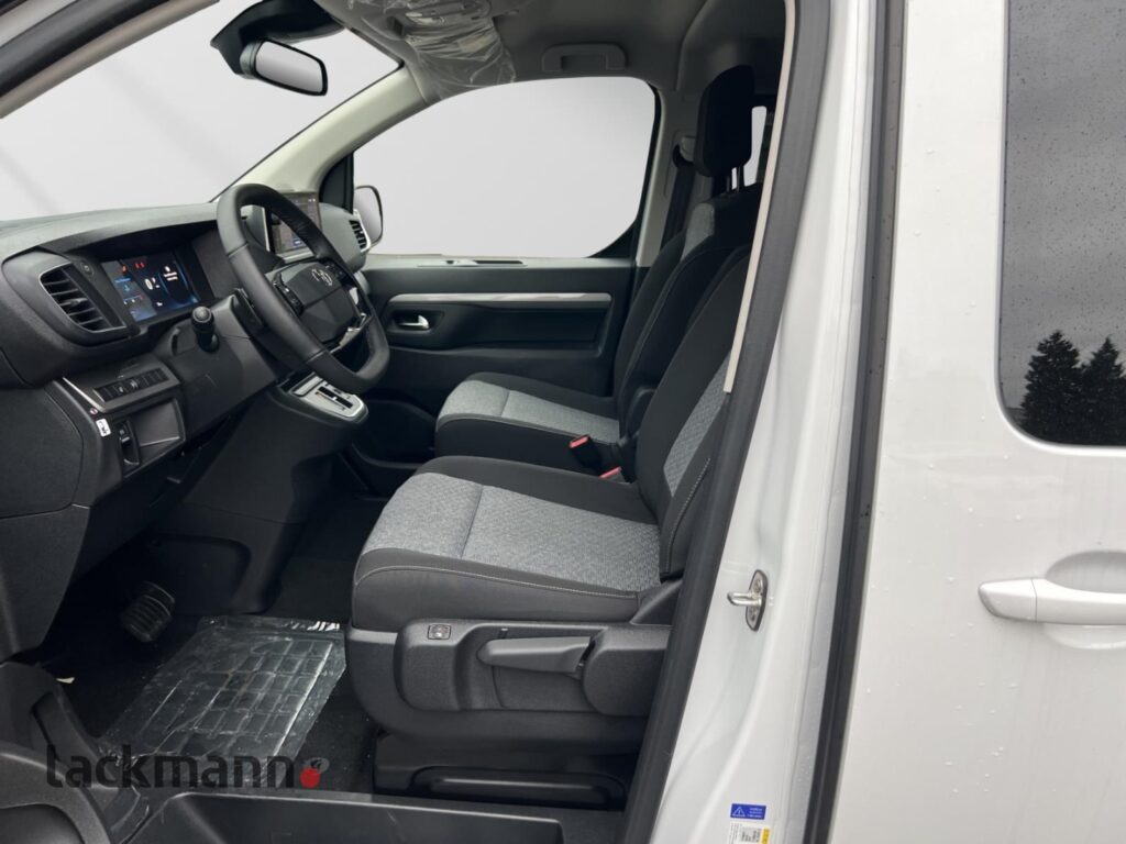 Toyota Proace Exposé-Bild 8