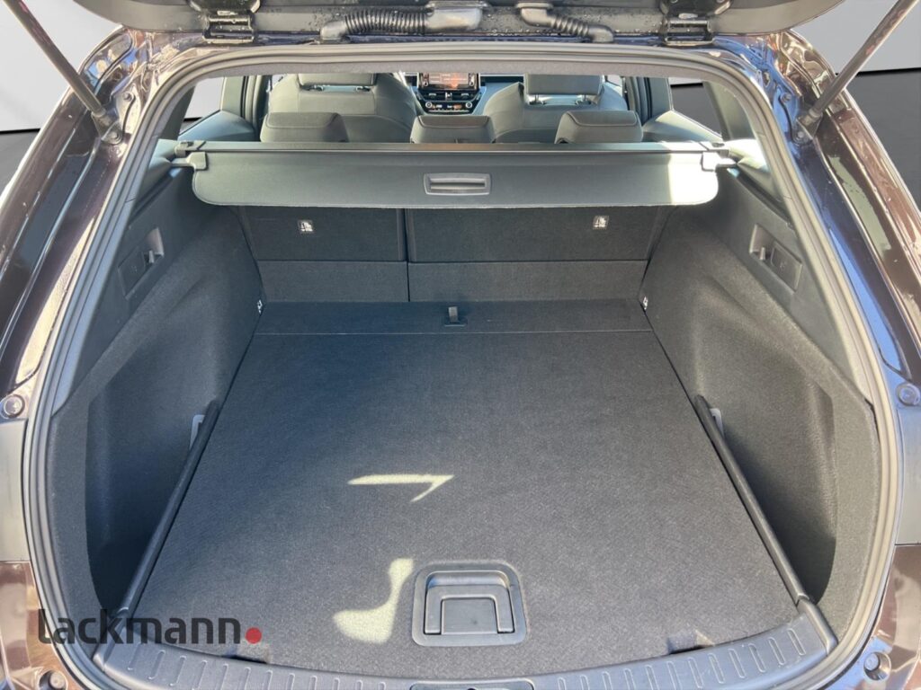 Toyota Corolla Exposé-Bild 7