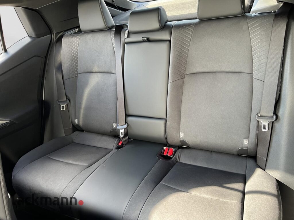 Toyota C-HR Exposé-Bild 9