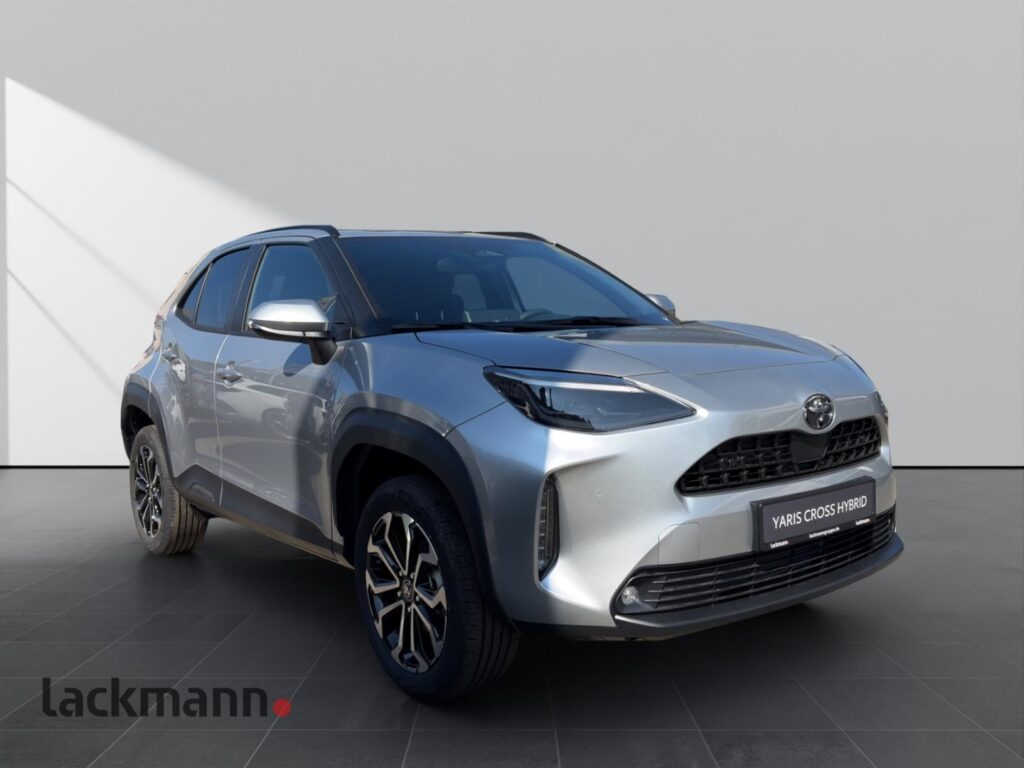 Toyota Yaris Cross Exposé-Bild 3