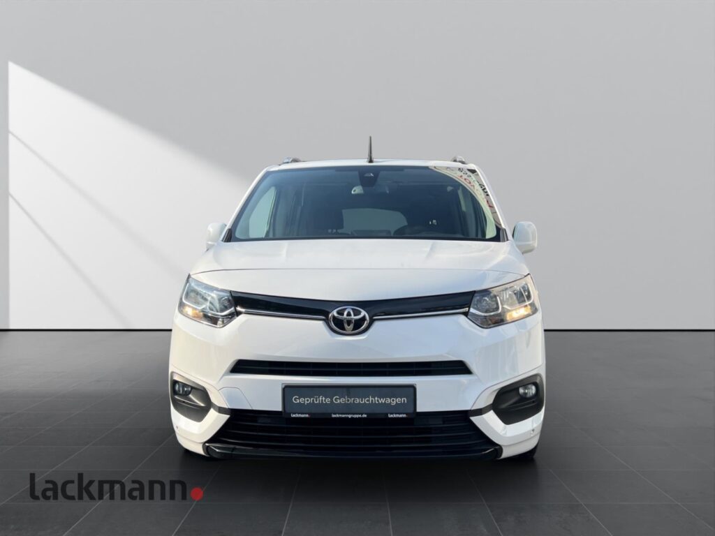 Toyota Proace City Exposé-Bild 2