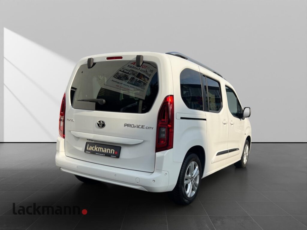 Toyota Proace City Exposé-Bild 4