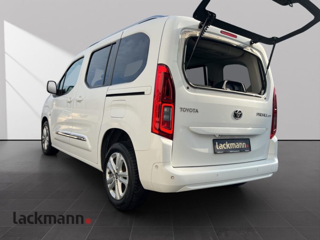 Toyota Proace City Exposé-Bild 5