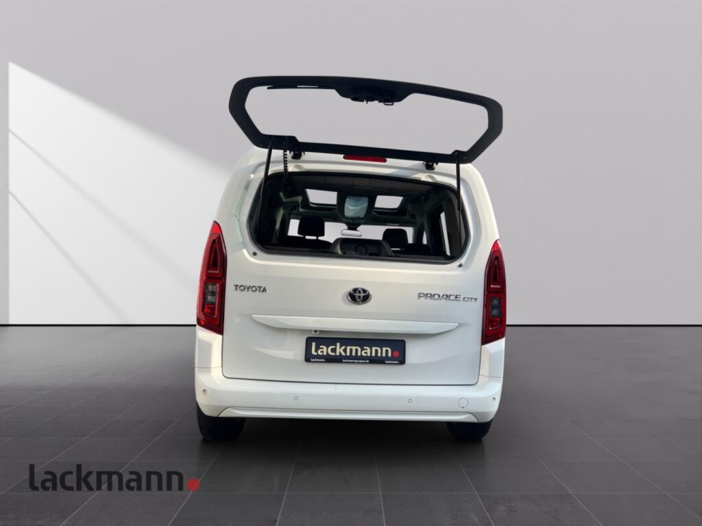 Toyota Proace City Exposé-Bild 6