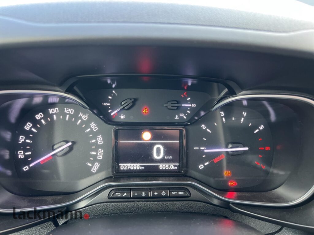 Toyota Proace City Exposé-Bild 14